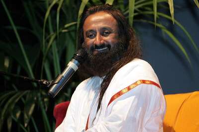 Sri Sri Ravi Shankar Birthday: Start Your Day with Inspirational Quotes by Founder of The Art of Living
