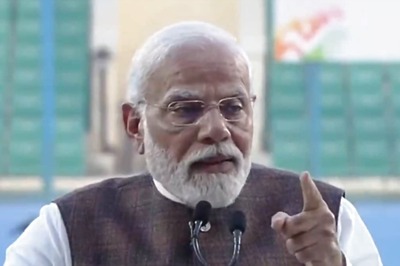 PM Modi Pays Tributes to Vijaya Raje Scindia on Her Birth Anniversary