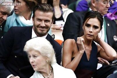 Victoria Beckham likes no-makeup look