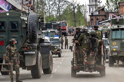 Army Rejects J&K Govt Order on 'Restricted' Convoy Plying, Operates Fleet