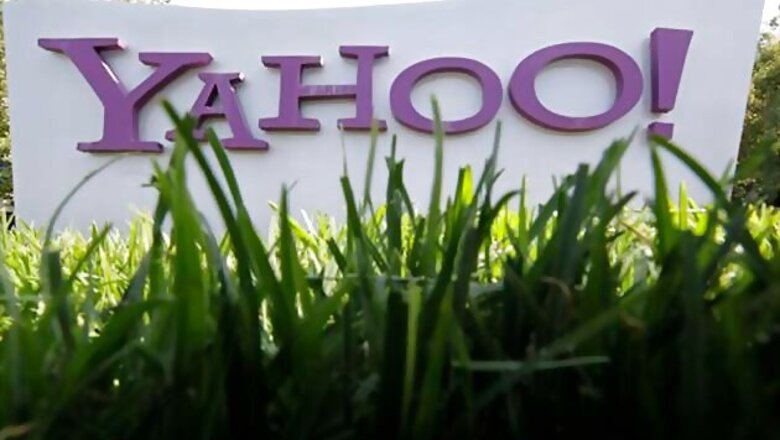 Yahoo trims 2013 sales outlook as CEO Mayer's effort falters