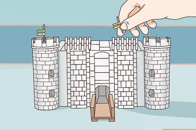 How to Play Creatively with LEGO Bricks and Mini Figures