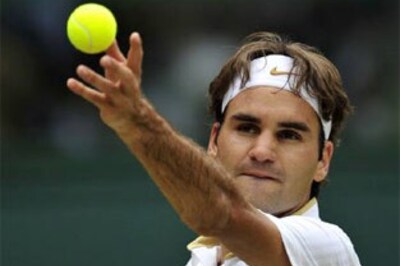 Federer, Djokovic enter Wimbledon singles fourth round
