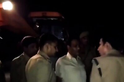 Traffic Sub-inspector Suspended for Misbehaving with BJP Spokesperson Rakesh Tripathi