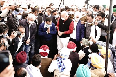 Kejriwal Under House Arrest by 'BJP's Delhi Police' Since Visit to Singhu Border, Alleges AAP; DCP Denies