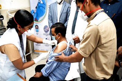 Delhi CM Arvind Kejriwal, Along with His Parents, Gets Covidshield Shots, Says 'We Are Fit