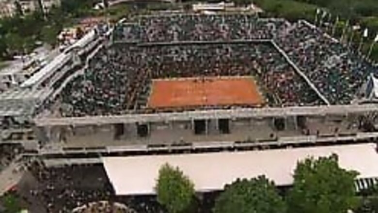 Top seeds have it easy on Day IV