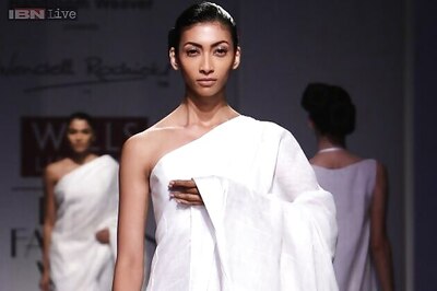WIFW: Wendell Rodricks dedicates his  'Yoga Calm' collection to Rekha