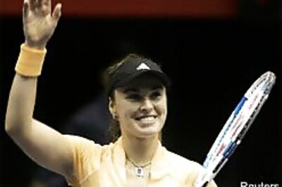 Poutchkova to play Hingis in final