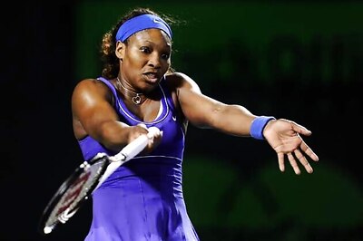 Serena Williams beats Li Na at WTA Championships