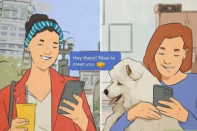 What Does the ???? (Handshake Emoji) Mean?