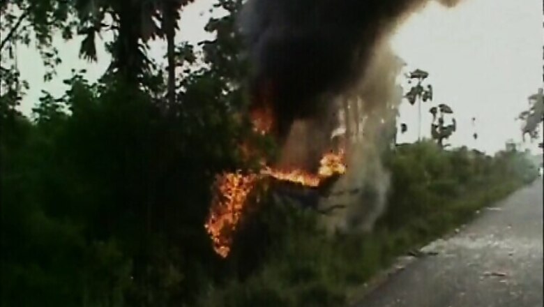 15 dead, 18 injured after truck collides with bus in Andhra