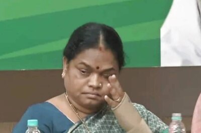 Chhattisgarh: Congress MP Breaks Down in Presser, BJP Burns Effigy of CM