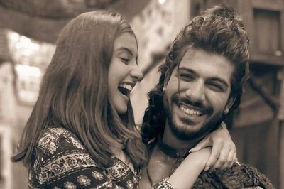 Tunisha Sharma's Co-star Sheezan Khan Arrested in Suicide Case, Taken Into 4-day Custody