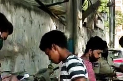 'Privacy Fundamental Right of Citizens’: Hyderabad Police Under Fire for Checking Commuters' WhatsApp Chats on Drugs