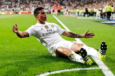 Real Madrid's James Rodriguez out due to muscle tear