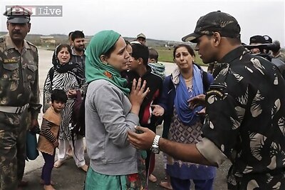 Kashmir Floods: Defence forces' heroics expose separatists, 'intellectuals'