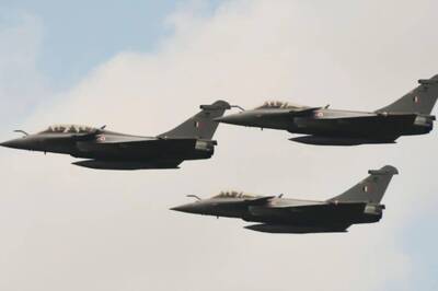 Republic Day 2022: Rafale, Navy's MiG29K & P-81 Among 75 Aircraft to Fly Past Rajpath on January 26