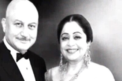 Anupam Kher And Kirron Kher Celebrate 39th Anniversary: ‘Pics Can Get Old But Emotions Are Same’