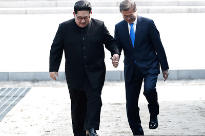 'A New History Starts Now' as Leaders of Two Koreas Begin Summit