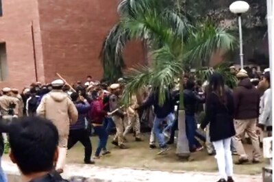 DU Wants Organisers to Give 24-hour Notice Before Any Protest, Submit Details About Event