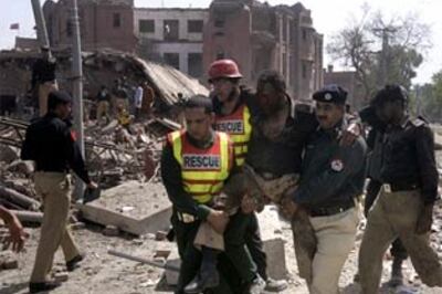 Taliban claim responsibility for Lahore blast, 50 held