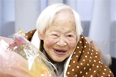 Snapshot: Meet the world's oldest woman on her birthday