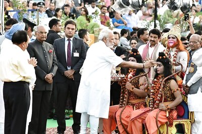President Ram Nath Kovind, PM Narendra Modi, Vice President Venkaiah Naidu and Manmohan Singh Attend Ramleela Celebrations