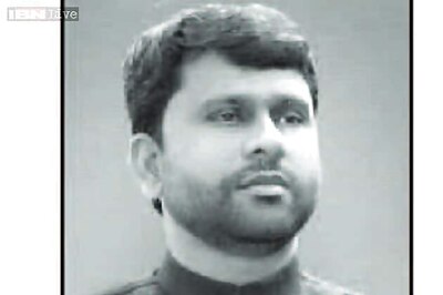 JDU Kishanganj nominee Akhtarul Iman withdraws in support of Congress