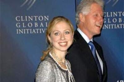 Chelsea Clinton takes job at hedge fund