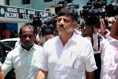DK Shivakumar Takes Sides with HD Kumaraswamy, Rejects Phone-tapping Charges