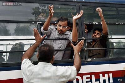 Language bias: UPSC aspirants reject government's attempt to buy time