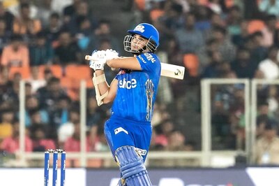 Arjun Being 'Tendulkar': MI Youngster Smashes Mohit Sharma Out of the Park to Register his 1st IPL Six - WATCH