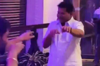 IPL 2024: Kolkata Knight Riders' Rinku Singh and Chandrakant Pandit Groove to Ole Ole