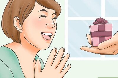 Giving & Receiving Gifts: What Does It Mean to Have This Love Language?