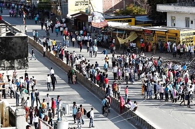 The Long Road Back Home: Migrants Return Home as Lockdown Shuts All Modes of Transport