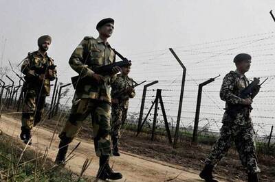 Security Forces Arrest 2 Pakistan Nationals Along J&K Border