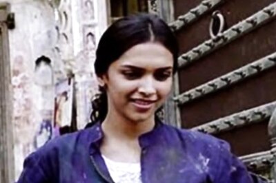 Woman's Tweet About Deepika Padukone's 'Bizarre' Profession in 'Love Aaj Kal' Has Fans Intrigued