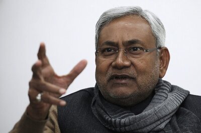 Nitish keeps Lalu waiting, meets Rahul Gandhi, JDU-RJD alliance in Bihar yet to take shape
