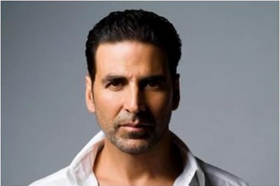 Akshay Kumar Denies Flying Sister and Her Family Amid Lockdown, Calls It 'Fake News'