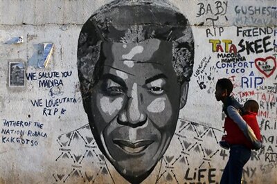 Painting that helped save Mandela's life may fetch USD 1.5 mln