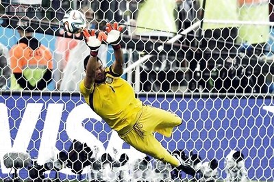 World Cup 2014: I taught Romero how to stop penalties, says Van Gaal