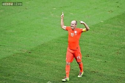 World Cup 2014: Arjen Robben says he dived but not for key penalty award