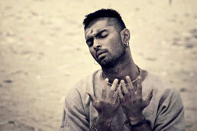 Paradesi: Watch the trailer of Bala's Tamil film