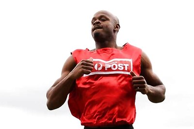 Hamstring injury rules Powell out of Melbourne meet