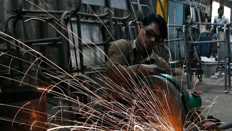Core Sector Output Growth Jumps 3-Month High 7.4% In December 2022 Vs 4.1% YoY