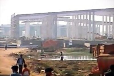 Tatas urged to stay on, but Buddhadeb sees 'no hope'