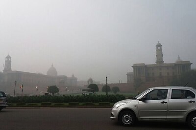 Delhi Air Pollution: CM Arvind Kejriwal Asks Sisodia to Shut Schools For a Few Days