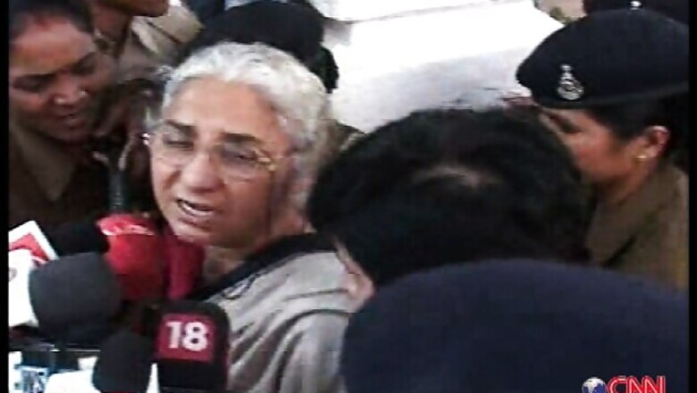 Medha Patkar writes to Mamata for revocation of ban on cycling