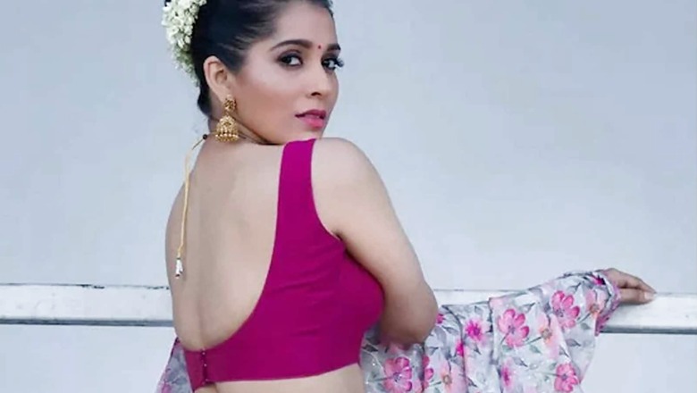 It's Festive Season And Actress Rashmi Gautam Brings Out the Best Florals
